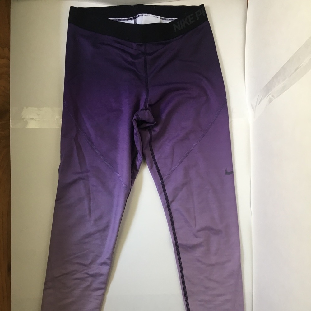 Nike Pro hyperwarm leggings